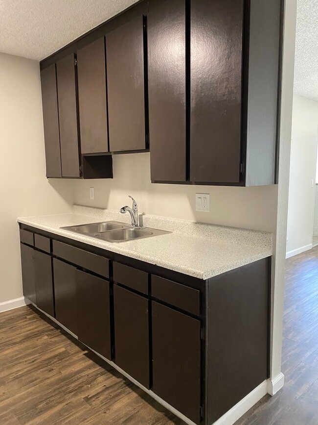 Cordova Apartments in Chula Vista, CA - Building Photo - Building Photo