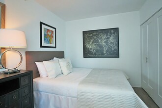 689 N Wells St in Chicago, IL - Building Photo - Building Photo