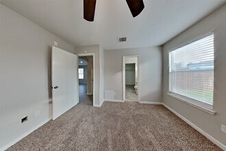 19103 Remington Manor Dr in Cypress, TX - Building Photo - Building Photo