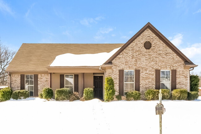 property at 8213 Park Pike