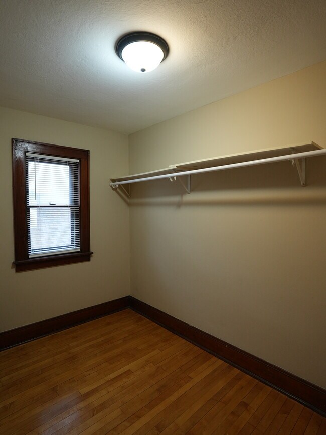 3423 S 15th St, Unit 3423 in Milwaukee, WI - Building Photo - Building Photo