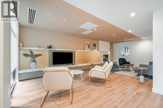 741 Anskar Ct in Port Moody, BC - Building Photo - Building Photo