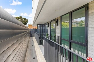 1126 Broadway in Santa Monica, CA - Building Photo - Building Photo