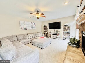 29 Kinross Dr in Stafford, VA - Building Photo - Building Photo