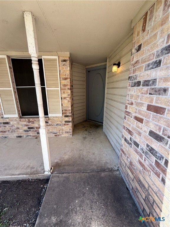 property at 1405 Rose Ave
