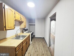 2120 E Cheltenham Ave in Philadelphia, PA - Building Photo - Building Photo