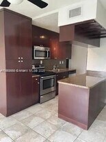 9311 SW 4th St in Miami, FL - Building Photo