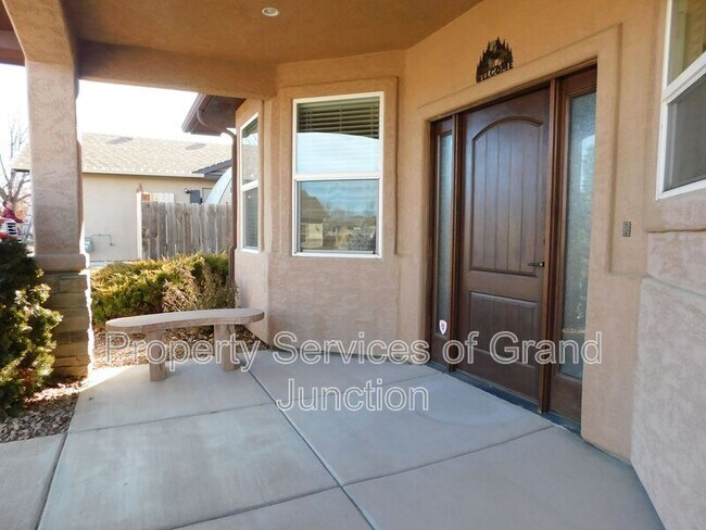 325 Arches Dr in Fruita, CO - Building Photo - Building Photo