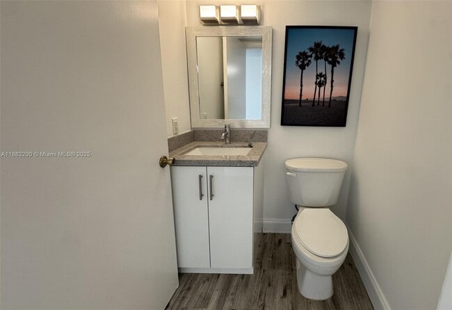 12302 NW 11th St in Miami, FL - Building Photo - Building Photo