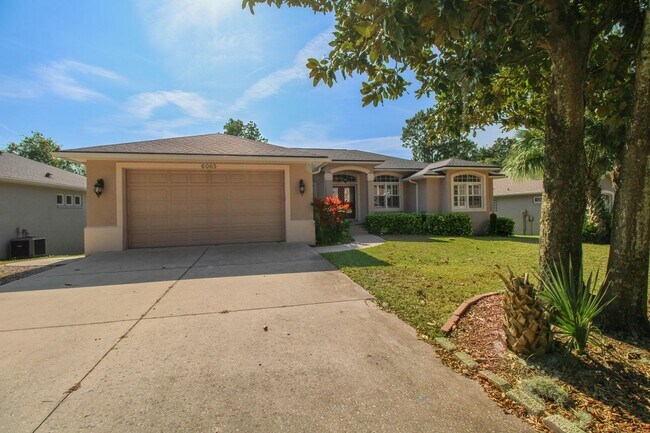 6065 Spruce Point Cir in Port Orange, FL - Building Photo - Building Photo