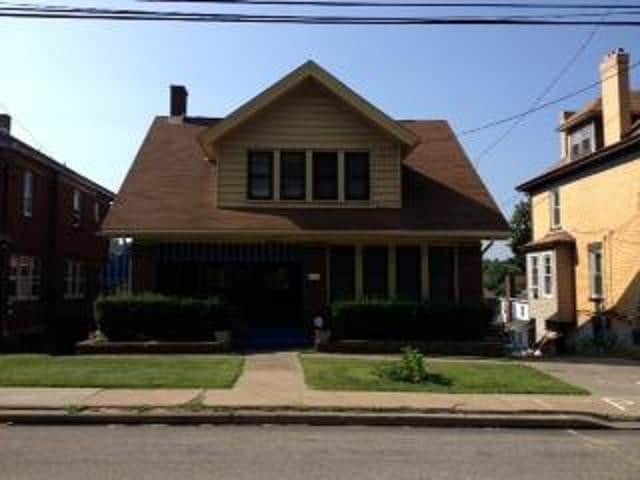 111 Cedar Blvd, Unit Upper in Pittsburgh, PA - Foto de edificio