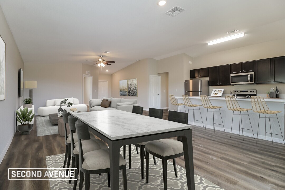 191 Prineville St in Port Charlotte, FL - Building Photo