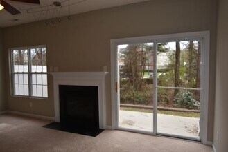 25 Edgebrook Cir in Durham, NC - Building Photo - Building Photo