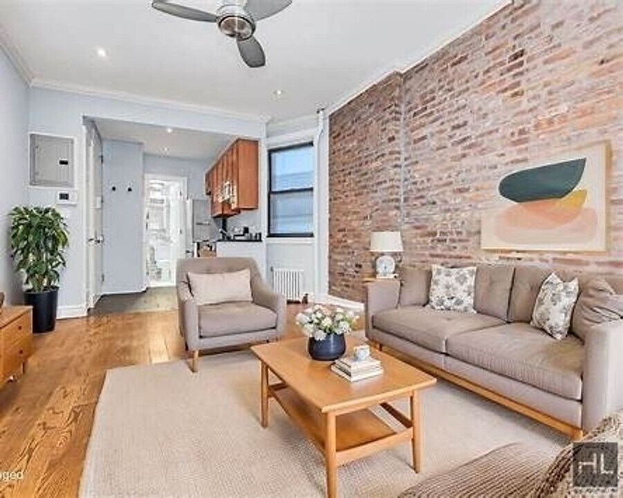 CHRISTOPHER ST., Unit 15 in New York, NY - Building Photo