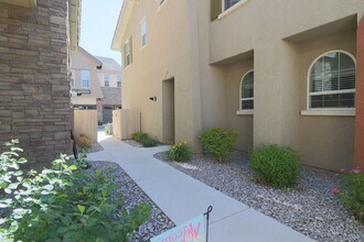 1860 Sea Horse Rd in Reno, NV - Building Photo - Building Photo