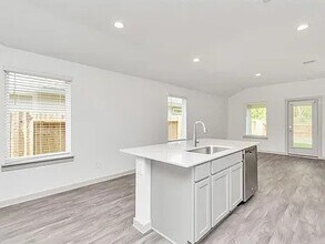 12735 Ermine St in Houston, TX - Building Photo - Building Photo