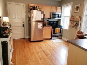 1530 W Diversey Pkwy in Chicago, IL - Building Photo - Building Photo