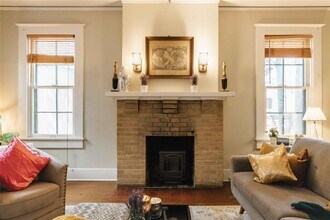 2623 Salado St in Austin, TX - Building Photo - Building Photo