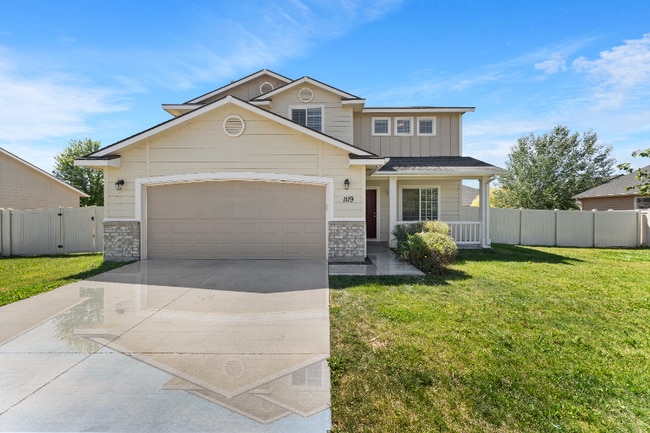 property at 1119 S Tomen Ave