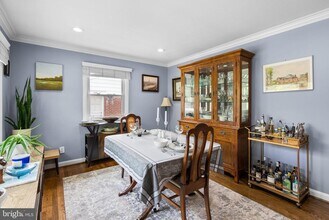 3904 Lantern Dr in Silver Spring, MD - Building Photo - Building Photo