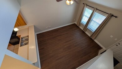 3376 Sawtooth Dr in Tallahassee, FL - Building Photo - Building Photo