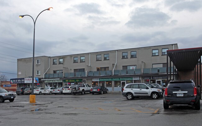 237 King St E in Bowmanville, ON - Building Photo - Building Photo