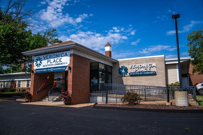 Veronica Place Active 55+ Community in Florissant, MO - Building Photo - Building Photo