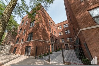 2103 N Sedgwick St, Unit 3 in Chicago, IL - Building Photo - Building Photo