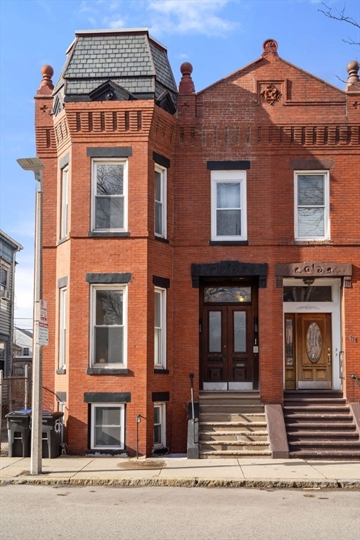 564 E 5th St, Unit 2 in Boston, MA - Building Photo - Building Photo