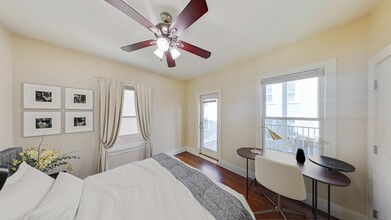 81 Hillside St, Unit 1 in Boston, MA - Building Photo - Building Photo