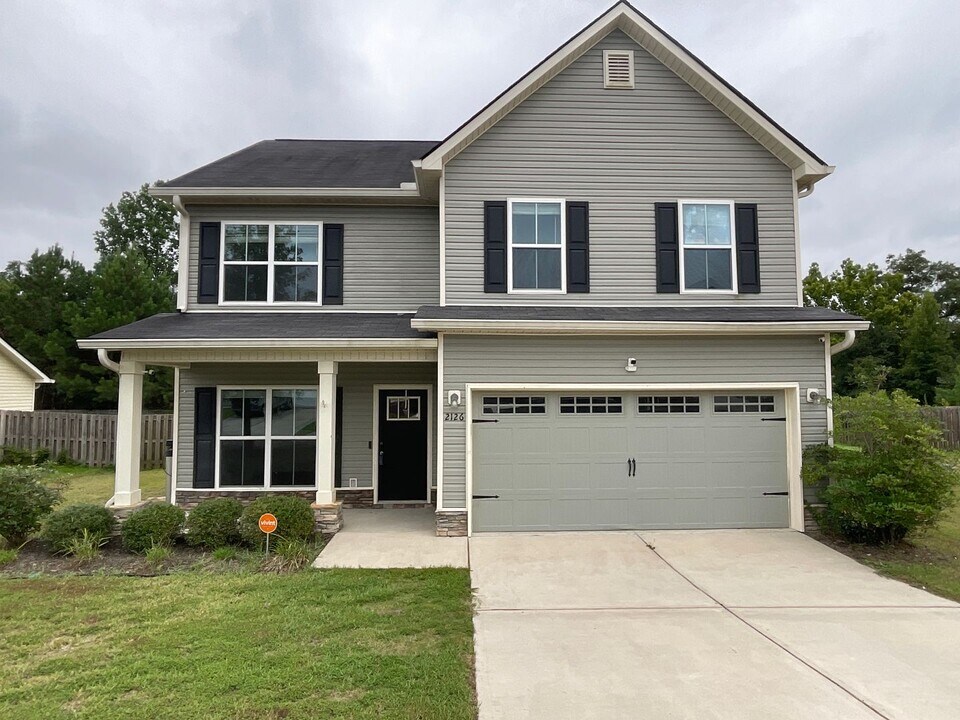 2126 Grv Lndg Wy in Grovetown, GA - Building Photo