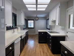 69 Fountain Grove Cir in Napa, CA - Building Photo - Building Photo