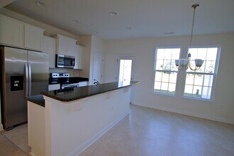 135 Polaris Ave in Garner, NC - Building Photo - Building Photo