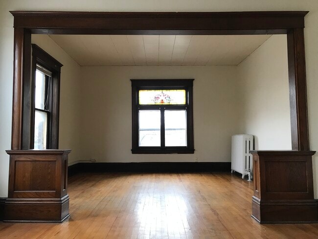 property at 2404 Lyndale Ave S