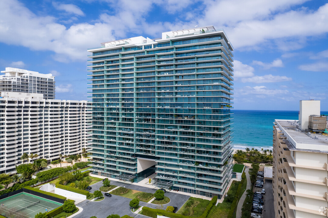 Oceana Bal Harbour in Miami, FL - Foto de edificio