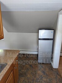 40 Gilman Falls Ave photo'