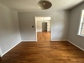 989 Riverbend Dr in Milledgeville, GA - Building Photo - Building Photo