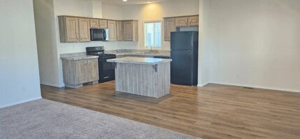 5510 Clark Rd in Paradise, CA - Building Photo - Building Photo