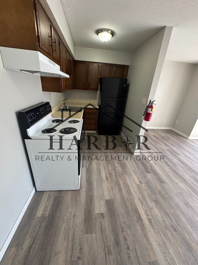 property at 719 6th St