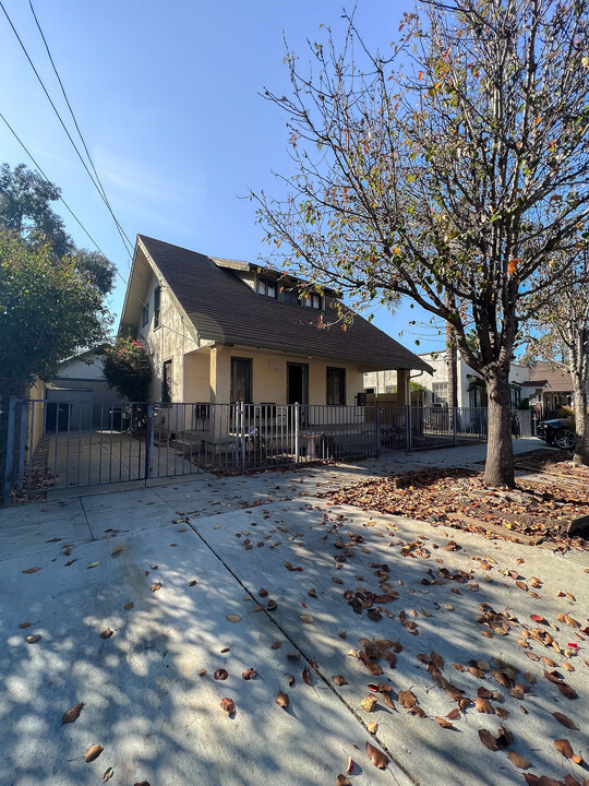 3332 2nd St in Riverside, CA - Building Photo