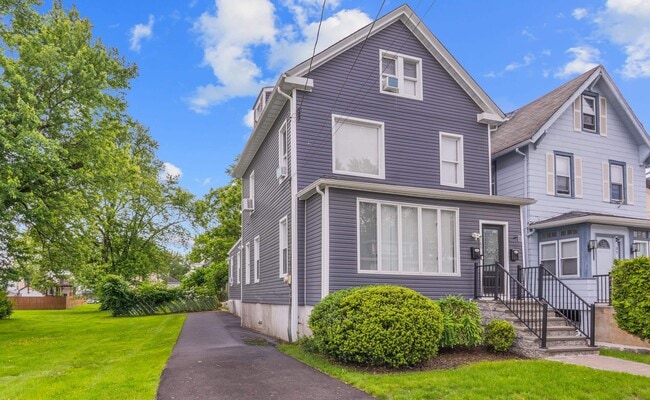 185 James St in Hackensack, NJ - Building Photo - Building Photo
