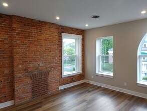 25 S Plum St, Unit 3 in Troy, OH - Building Photo - Building Photo