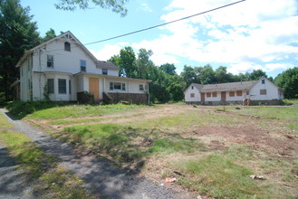 372 N Main St in Spring Valley, NY - Building Photo - Building Photo