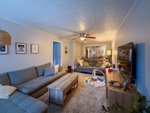 1708 W Cullerton St, Unit B in Chicago, IL - Building Photo - Building Photo