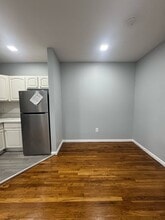121 Wade St, Unit 3D in Jersey City, NJ - Building Photo - Building Photo