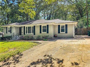 1735 Old Hickory St in Decatur, GA - Building Photo - Building Photo