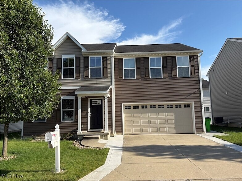 3366 Wind Song Ln in Twinsburg, OH - Building Photo