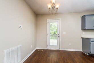 1103 Jerico Rd in Murfreesboro, TN - Foto de edificio - Building Photo