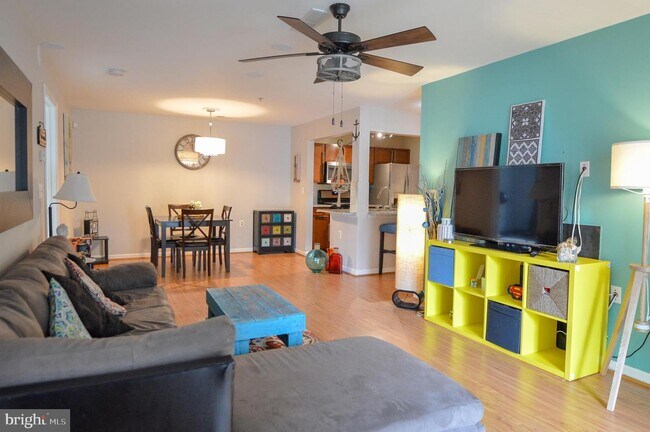 10003 Vanderbilt Cir-Unit -3-1 in Rockville, MD - Building Photo - Building Photo