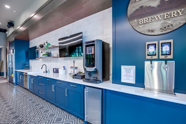 Waterford Bay in St. Paul, MN - Building Photo - Building Photo